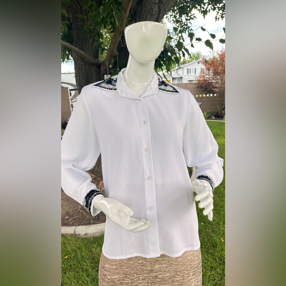 Yves St. Clair Elegant White Top